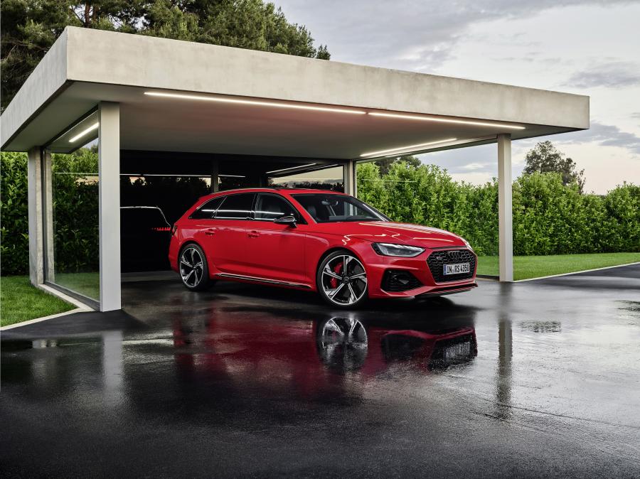  Audi RS4 Avant (B9) 2019 года  (WW) (фото 17 из 67)